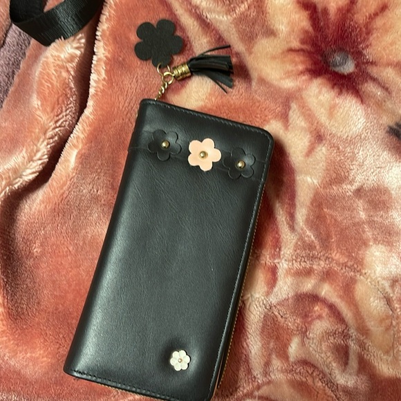 Handbags - Floral Wallet